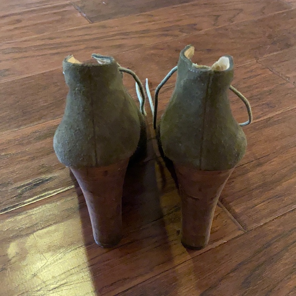 Matt Bernson chunky wedge heel army green suede ankle boots heels laces shoe 8.5 - Picture 3 of 13